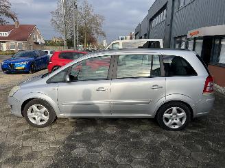 Opel Zafira 1.6 7 Persoons Business picture 2