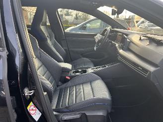 Volkswagen Golf 2.0 TSI R 4Motion 320PK picture 38