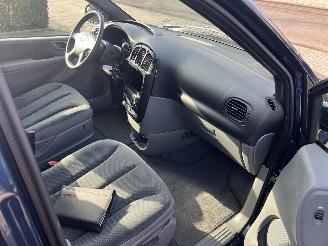 Chrysler Voyager 3.3i V6 SE Luxe picture 22
