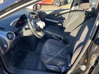 Mazda 2 1.3 HP 5 Deurs picture 21