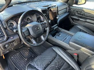 Dodge Ram 1500 Limited 5.7 V8 CC 4X4 picture 16