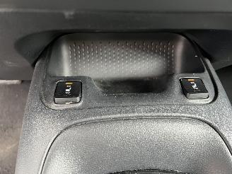 Toyota Corolla 1.8 HYBRID ACTIVE picture 22