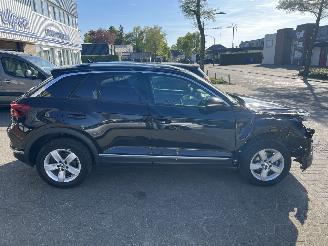 Volkswagen T-Roc 1.0 TSI STYLE picture 4