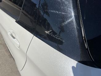 Toyota Yaris 1.5 Hybrid Y20 Gold Edition picture 26
