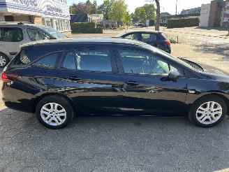 Opel Astra SPORTS TOURER 1.0 Online Edition picture 6