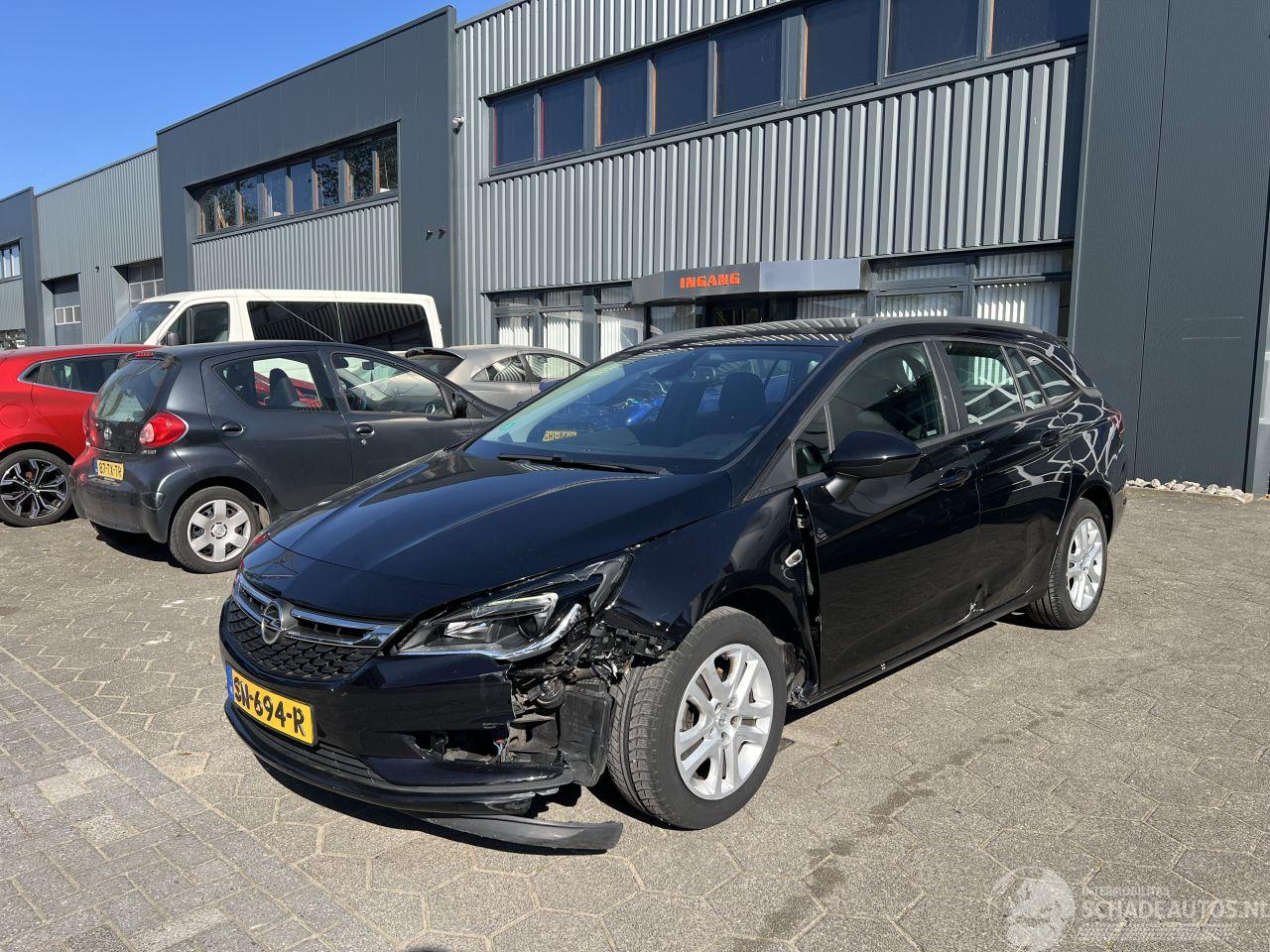Opel Astra SPORTS TOURER 1.0 Online Edition