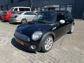 skadebil auto Mini Cooper 1.6 Cooper Camden 2009/9
