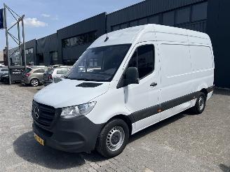 skadebil auto Mercedes Sprinter 314 CDI L2H2 Automaat 2021/6