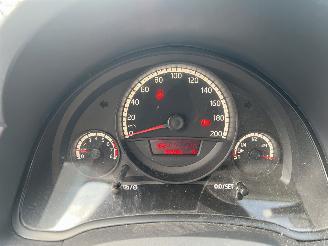 Volkswagen Up! 1.0 take up! BlueMotion picture 12