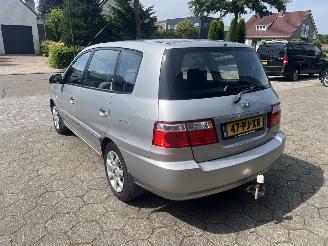 Kia Carens 1.8-16V EX picture 3