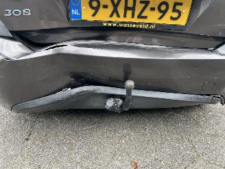 Peugeot 308 1.2E THP BLEU LEASE picture 7