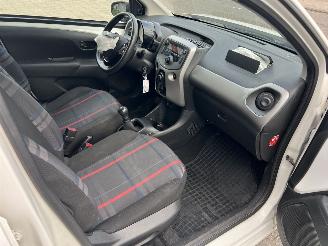 Peugeot 108 1.0 e-VTi Active picture 18