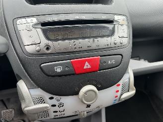 Toyota Aygo 1.0  NOW 3-drs picture 14