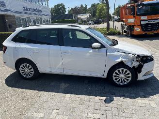 Skoda Fabia Combi 1.0 TSI Bus. Edition picture 6