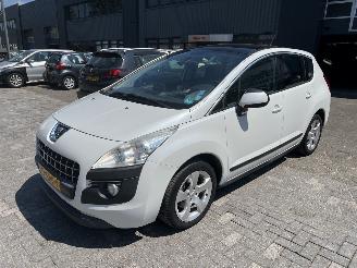 Vaurioauto  passenger cars Peugeot 3008 1.6 THP Première 2009/11