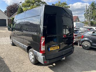 Renault Master T35 2.3 dCi L2H2 2017 picture 3