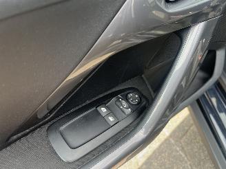 Peugeot 2008 1.2 PURETECH BLUE LION picture 14