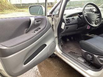 Suzuki Liana 1.6 MPi 16V Hatchback 4Dr Benzine 1.586cc 76kW (103pk) FWD 2001-07/2008-04 (ERC31) M16A picture 20