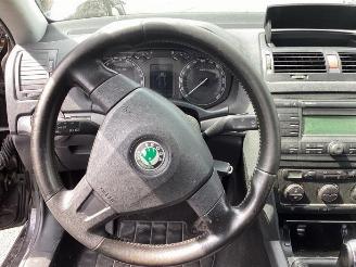 Skoda Octavia Octavia Combi (1Z5), Combi 5-drs, 2004 / 2013 2.0 FSI 16V picture 12