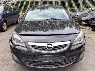 Sloopauto Opel Astra Astra J (PC6/PD6/PE6/PF6), Hatchback 5-drs, 2009 / 2015 1.6 Turbo 16V 2010/2