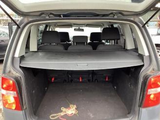 Volkswagen Touran Touran (1T1/T2), MPV, 2003 / 2010 1.6 FSI 16V picture 11