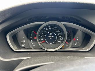 Volvo V-40 2.0 D2 16V Hatchback 4Dr Diesel 1.969cc 88kW (120pk) FWD 2015-02/2019-08 (MV74) D4204T8; B picture 18