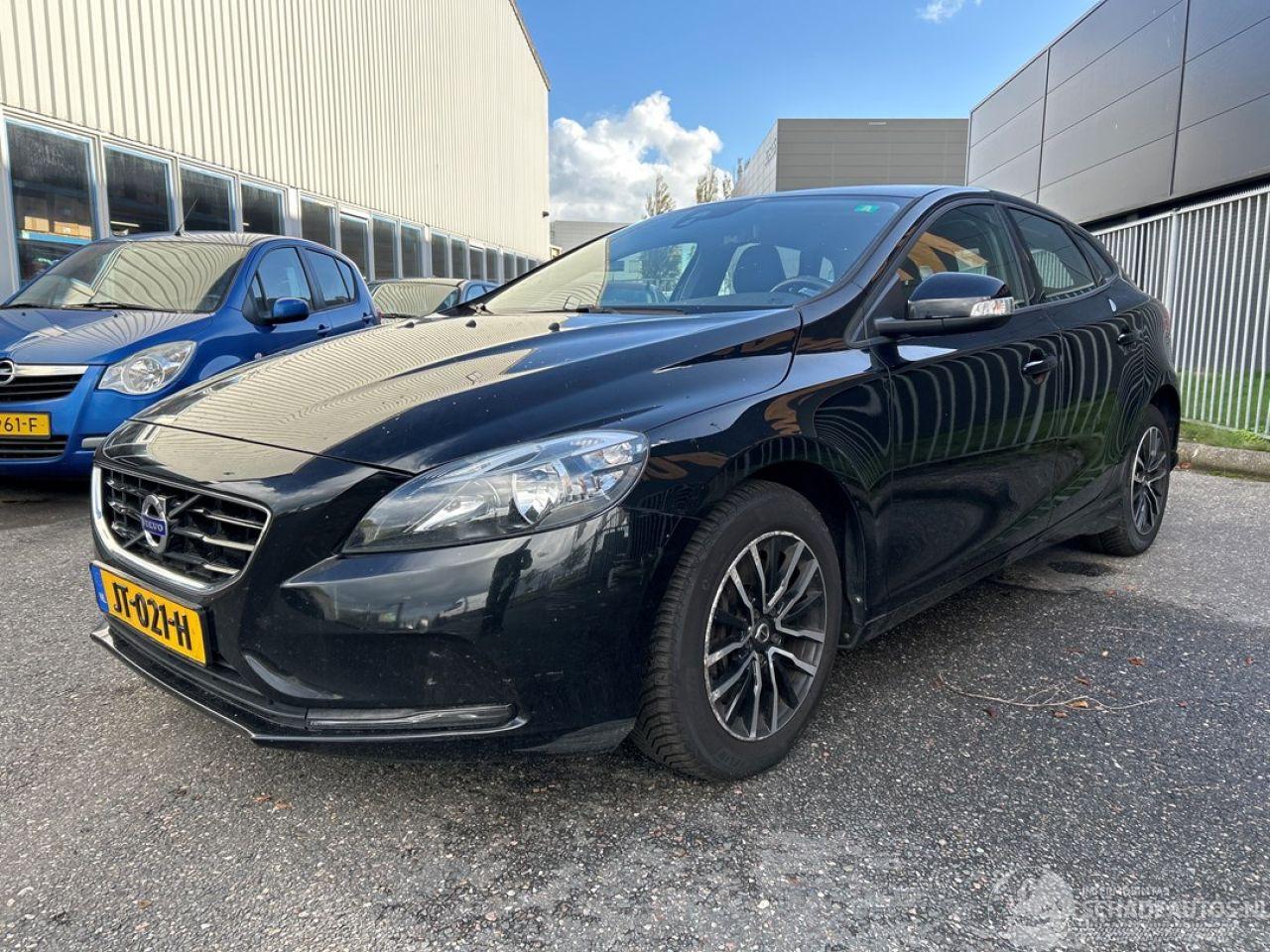 Volvo V-40 2.0 D2 16V Hatchback 4Dr Diesel 1.969cc 88kW (120pk) FWD 2015-02/2019-08 (MV74) D4204T8; B