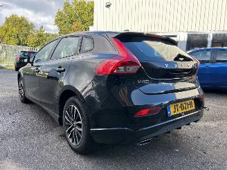 Volvo V-40 2.0 D2 16V Hatchback 4Dr Diesel 1.969cc 88kW (120pk) FWD 2015-02/2019-08 (MV74) D4204T8; B picture 4