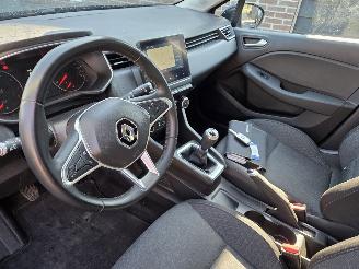 Renault Clio  picture 10