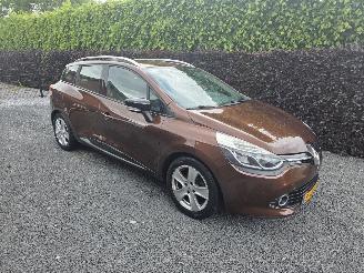 Unfallwagen Renault Clio 0.9 TCe Dynamique 2014/10