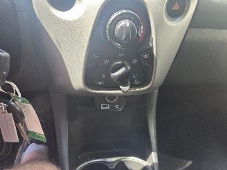 Toyota Aygo 1.0 VVT-1 X-SPORT picture 11