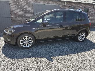 Coche accidentado Volkswagen Golf Sportsvan 1.2 TSI 2015/4