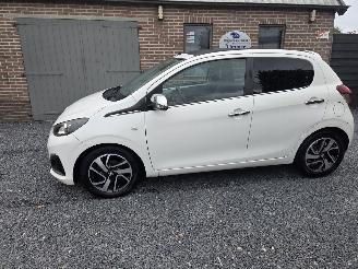 krockskadad bil auto Peugeot 108 1.0 e-VTI Allure TOP! 2015/4