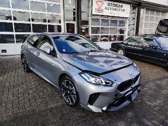 Unfallwagen BMW 1-serie 2025 M-Performance Leder Camera 2025/3