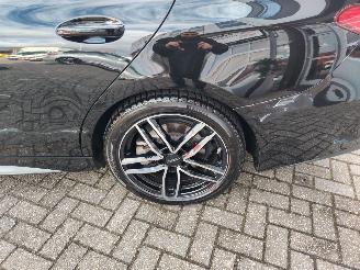 Mercedes C-klasse C300D 4 matic 266PK! Camera Led stoelverwarming picture 13