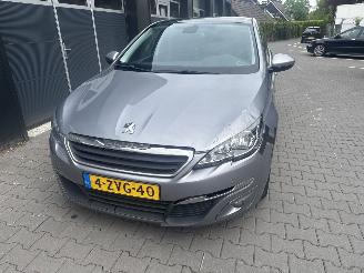 Peugeot 308 1.2 puretech style PANO picture 9