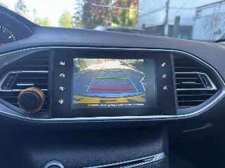 Peugeot 308 1.2 puretech style PANO picture 8