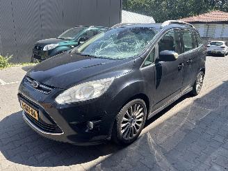 Coche accidentado Ford Grand C-Max 1.0 titanium 2013/1