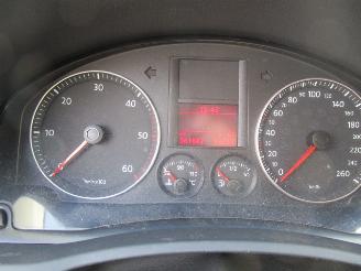 Volkswagen Golf 1.6 tdi picture 8