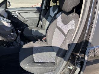 Dacia Duster AUTOMATIC 1.5 DCI - 8V TURBO picture 48