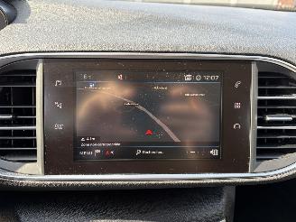 Peugeot 308 2 PHASE 2 1,5 picture 11