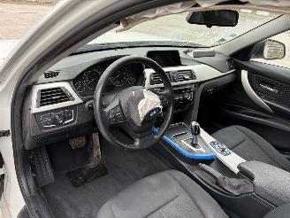 BMW 3-serie 320D 2.0D - 16V TURBO picture 3