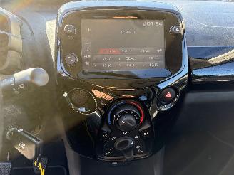 Peugeot 108 1.0 VTI - 12V picture 10
