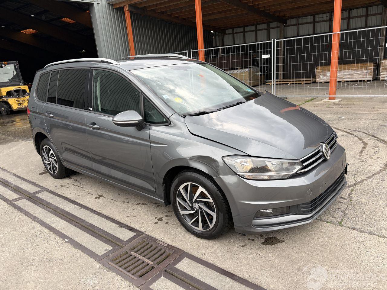 Volkswagen Touran 1.6 TDI - 16V TURBO 7 SEATS