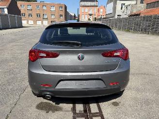 Alfa Romeo Giulietta 1.6 JTD - 16V TURBO MULTIJET picture 16