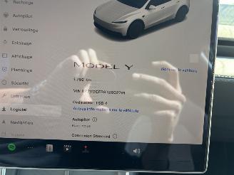 Tesla Model Y 5YJY 2 60KWH picture 10