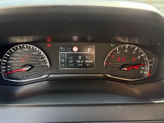 Peugeot 208 II 1.2I PURETECH 12V picture 9