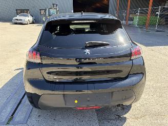 Peugeot 208 II 1.2I PURETECH 12V picture 20