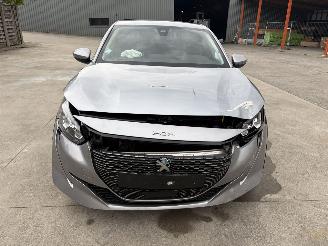 Peugeot e-208 II 136 ALLURE PACKET 50KWH picture 18