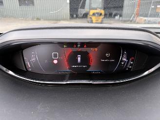 Peugeot 5008 II 1.2I PURETECH 12V picture 10